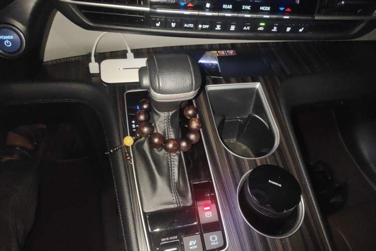 Used Toyota Granvia 2023 2.5L Hybrid Flagship VIP Edition Gear Lever