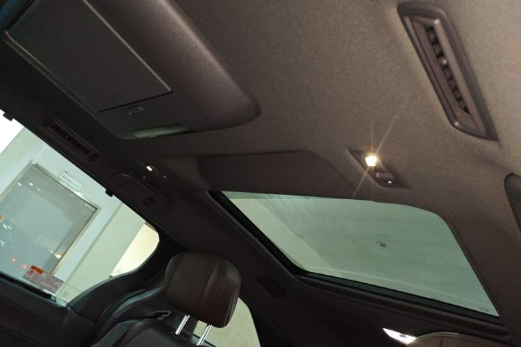 Used Toyota Granvia 2023 2.5L Hybrid Flagship VIP Edition Headliner