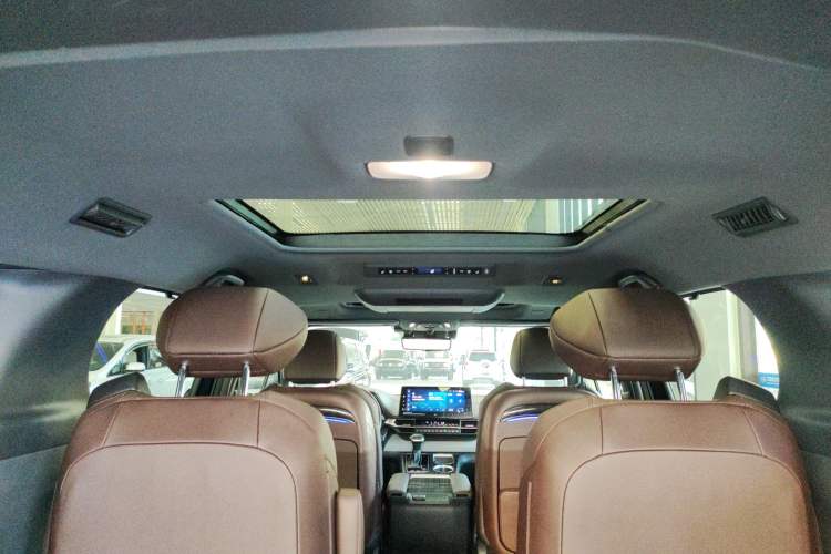 Used Toyota Granvia 2023 2.5L Hybrid Flagship VIP Edition Headliner