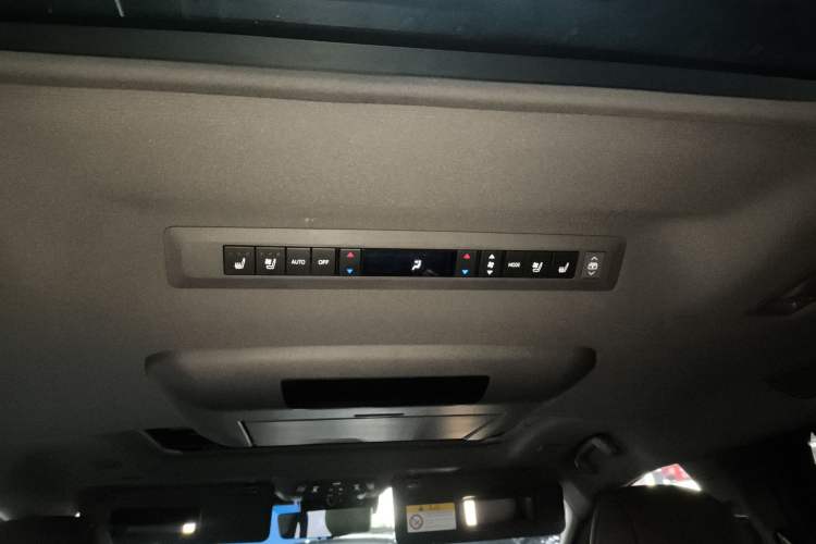 Used Toyota Granvia 2023 2.5L Hybrid Flagship VIP Edition Headliner
