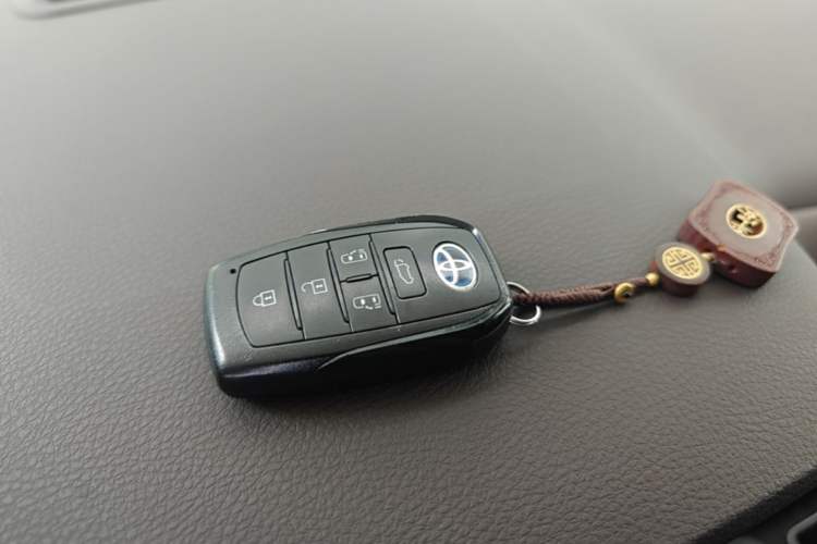 Used Toyota Granvia 2023 2.5L Hybrid Flagship VIP Edition Interior 1