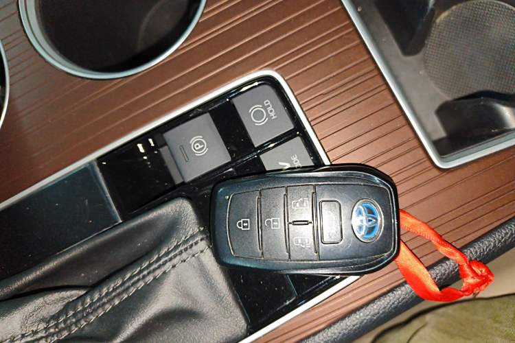 Used Toyota Granvia 2023 2.5L Hybrid Prestige Wellness PLUS Edition Interior 1