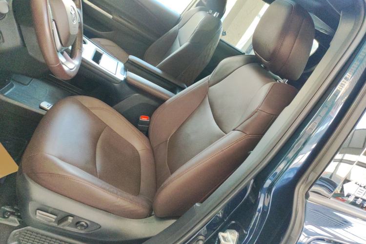 Used Toyota Granvia 2023 2.5L Hybrid Flagship VIP Edition Left Front Seat
