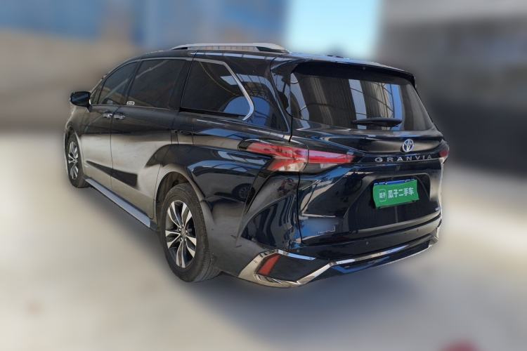 Used Toyota Granvia 2023 2.5L Hybrid Luxury Edition Rear Left 45 Deg