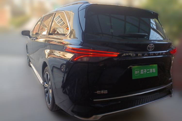 Used Toyota Granvia 2023 2.5L Hybrid Flagship VIP Edition Rear Left 45 Deg
