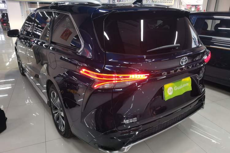 Used Toyota Granvia 2023 2.5L Hybrid Flagship VIP Edition Rear Left 45 Deg