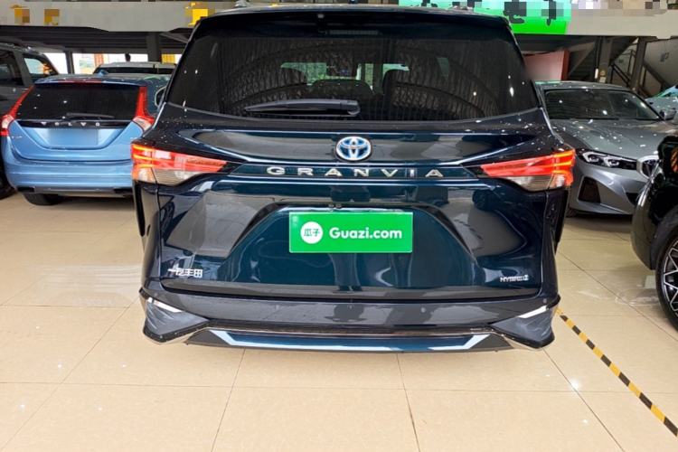 Used Toyota Granvia 2023 2.5L Hybrid Flagship VIP Edition Rear