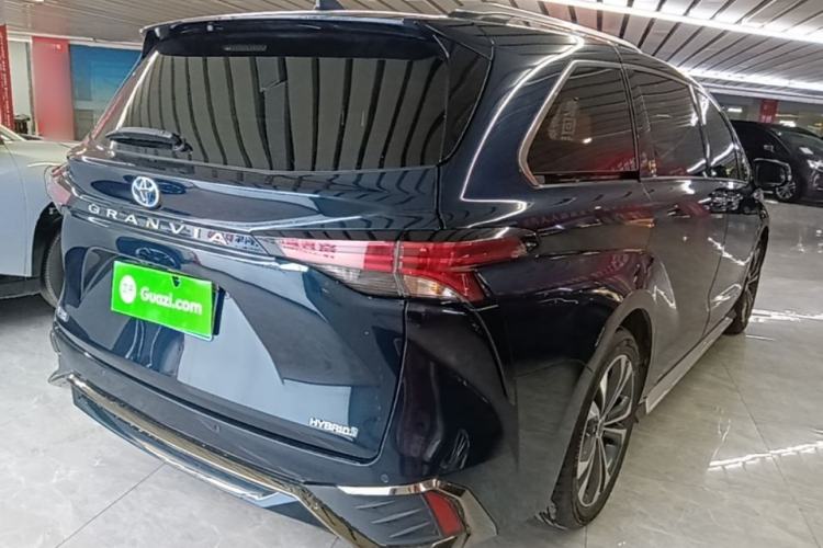 Used Toyota Granvia 2023 2.5L Hybrid Flagship VIP Edition Rear Right 45 Deg