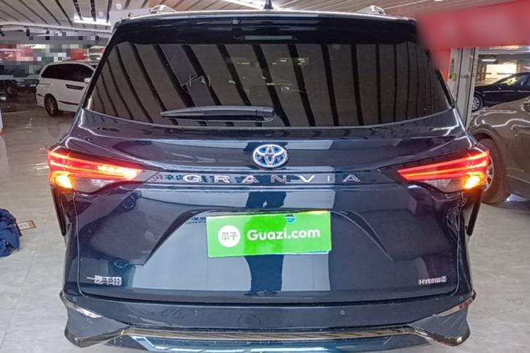 Used Toyota Granvia 2023 2.5L Hybrid Flagship VIP Edition Rear