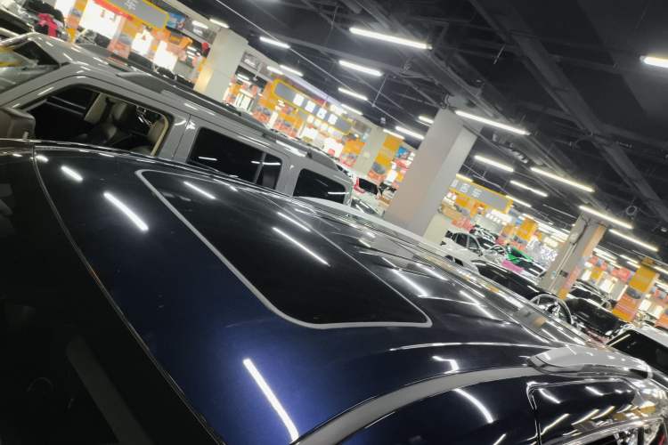 Used Toyota Granvia 2023 2.5L Hybrid Flagship VIP Edition Roof