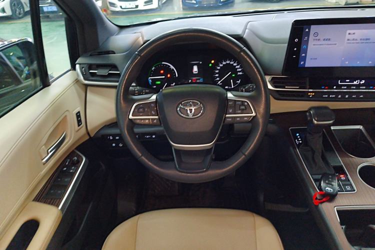 Used Toyota Granvia 2023 2.5L Hybrid Prestige Wellness PLUS Edition Steering Wheel