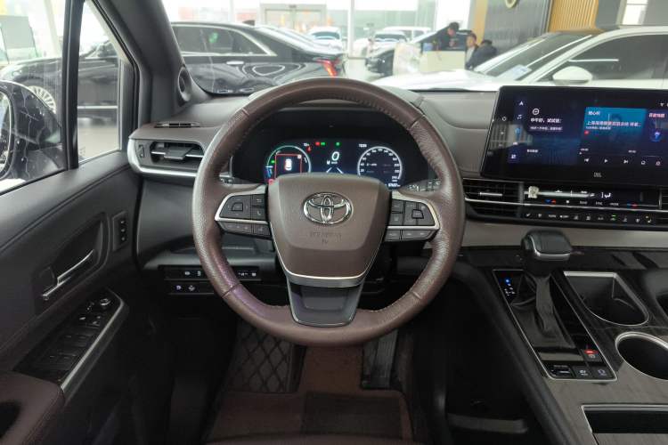 Used Toyota Granvia 2023 2.5L Hybrid Flagship VIP Edition Steering Wheel