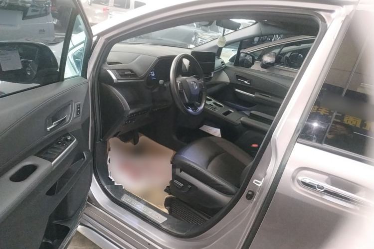 Used Toyota Granvia 2023 2.5L Hybrid Prestige VIP Edition Driver Seat