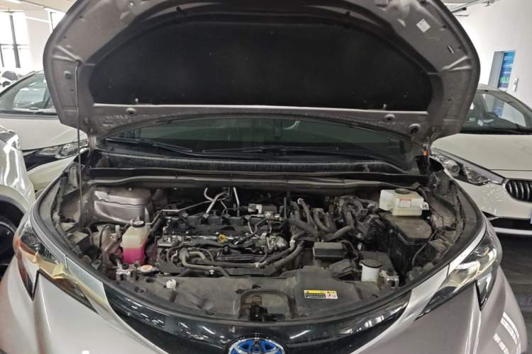 Used Toyota Granvia 2023 2.5L Hybrid Prestige VIP Edition Engine Bay