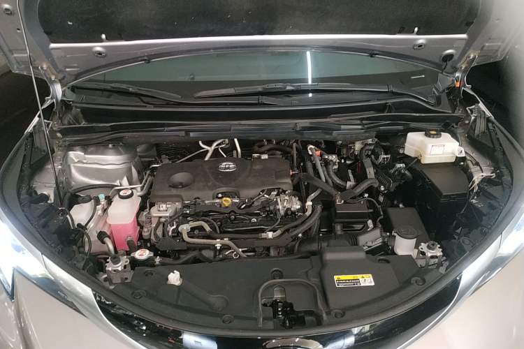 Used Toyota Granvia 2023 2.5L Hybrid Prestige VIP Edition Engine Bay