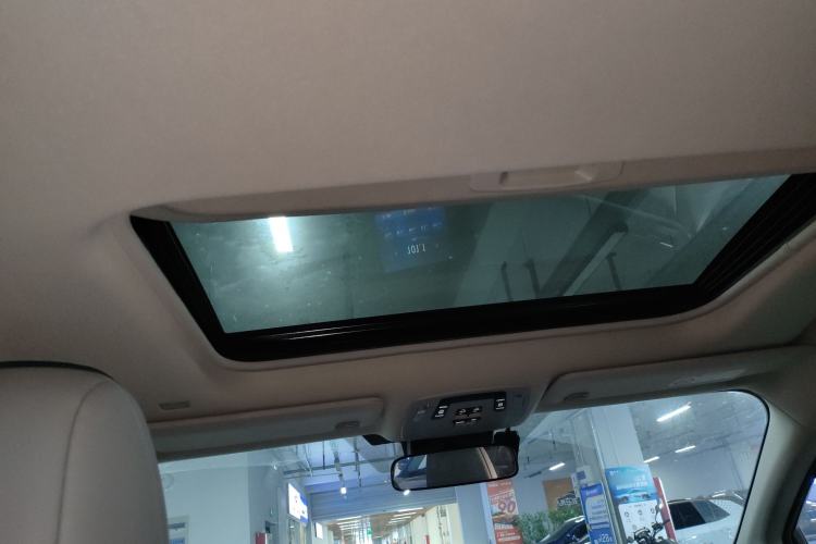 Used Toyota Granvia 2023 2.5L Hybrid Comfort Edition Headliner