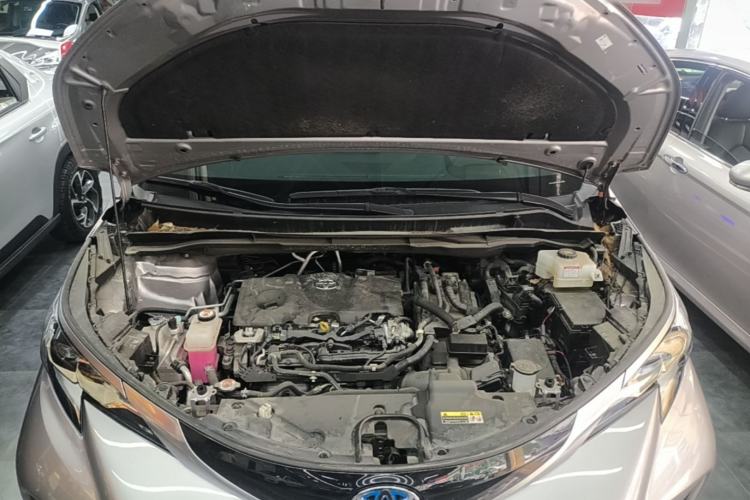 Used Toyota Granvia 2023 2.5L Hybrid Flagship VIP Edition Engine Bay