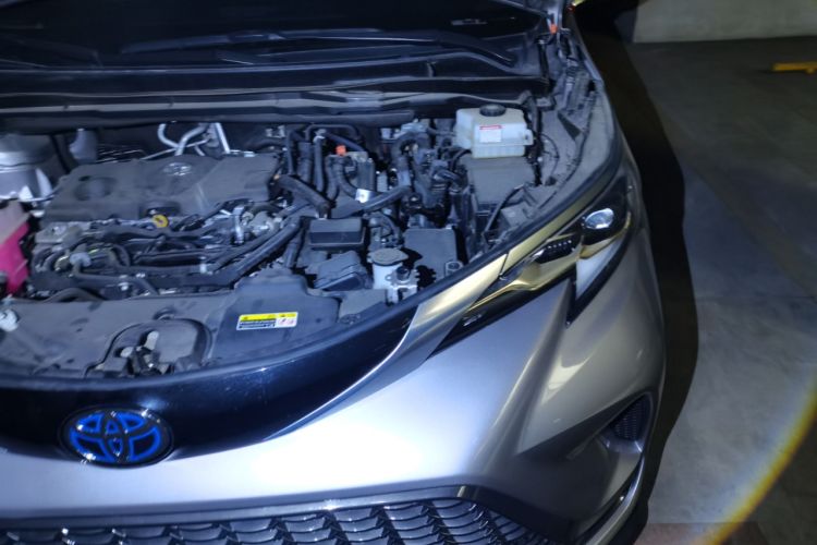 Used Toyota Granvia 2023 2.5L Hybrid Prestige PLUS Edition Engine Bay Left