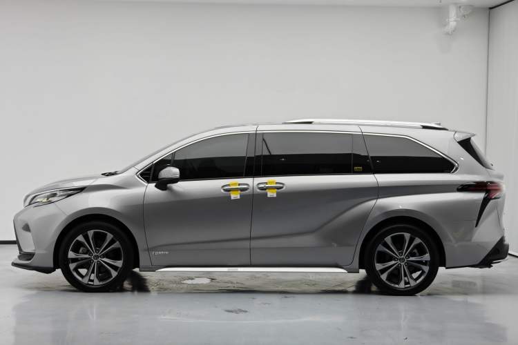 Used Toyota Granvia 2023 2.5L Hybrid Flagship VIP Edition Exterior 3