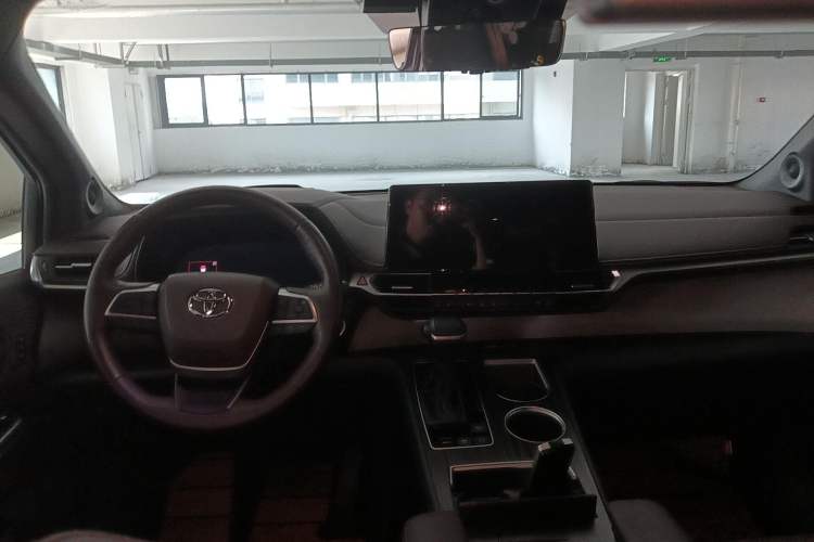 Used Toyota Granvia 2023 2.5L Hybrid Flagship VIP Edition Instrument Cluster