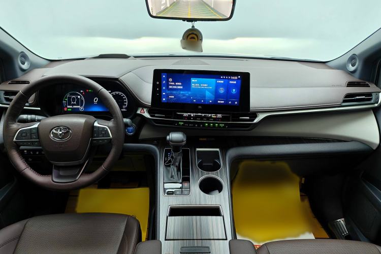 Used Toyota Granvia 2023 2.5L Hybrid Flagship VIP Edition Interior 3