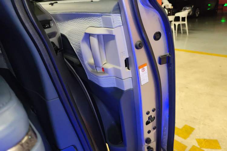 Used Toyota Granvia 2023 2.5L Hybrid Comfort Edition Left Rear Door Interior