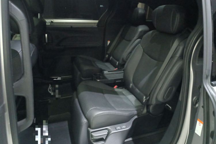 Used Toyota Granvia 2023 2.5L Hybrid Prestige VIP Edition Left Rear Seat