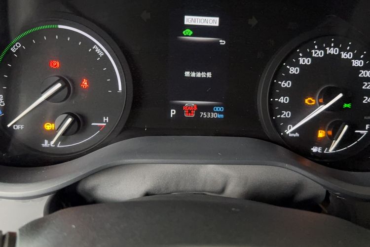 Used Toyota Granvia 2023 2.5L Hybrid Prestige VIP Edition Odometer Close Up