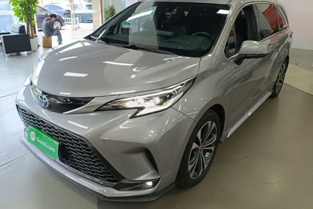 Used Toyota Granvia 2023 2.5L Hybrid Flagship VIP Edition