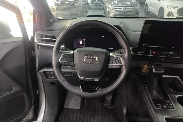 Used Toyota Granvia 2023 2.5L Hybrid Flagship VIP Edition Steering Wheel