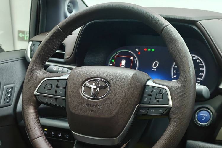 Used Toyota Granvia 2023 2.5L Hybrid Flagship VIP Edition Steering Wheel