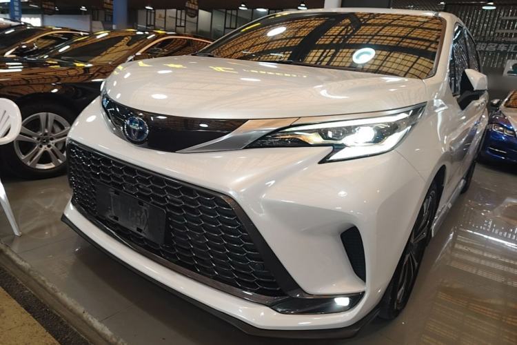 Used Toyota Granvia 2023 2.5L Hybrid Flagship VIP Edition Guazi used car, China used car export, Used car for sale, Used  cars, Cheapest cars for sale