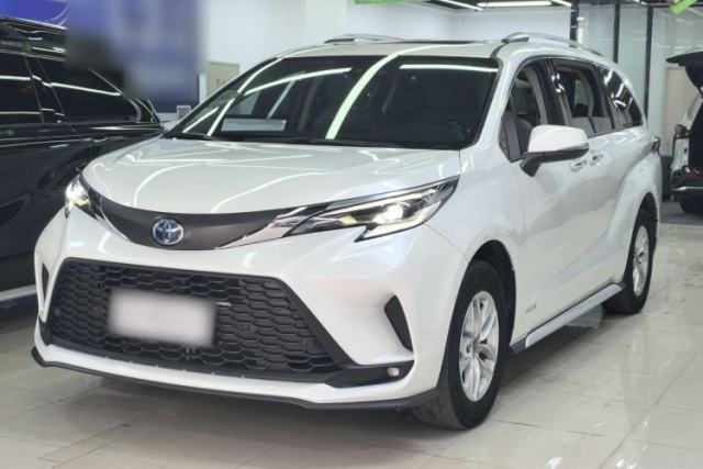 Used Toyota Granvia 2023 2.5L Hybrid Comfort Edition