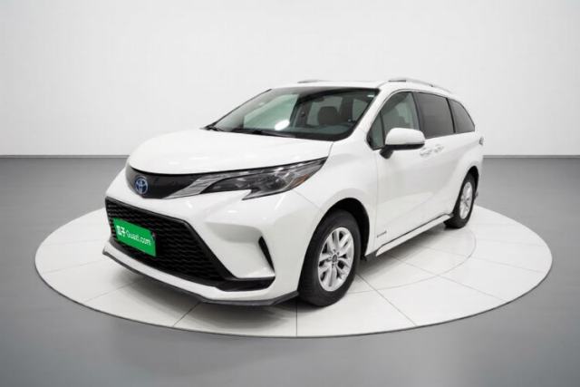 Toyota Granvia 2023 2.5L Hybrid Comfort Edition usata
