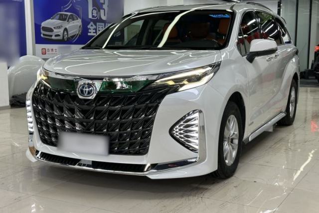 Used Toyota Granvia 2023 2.5L Hybrid Comfort Edition
