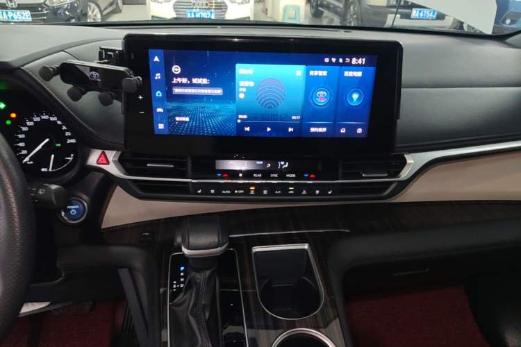 Used Toyota Granvia 2023 2.5L Hybrid Prestige VIP Edition Audio And AC Panel