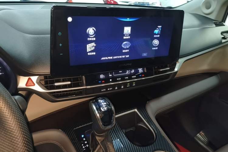 Used Toyota Granvia 2023 2.5L Hybrid Luxury Edition Audio And AC Panel