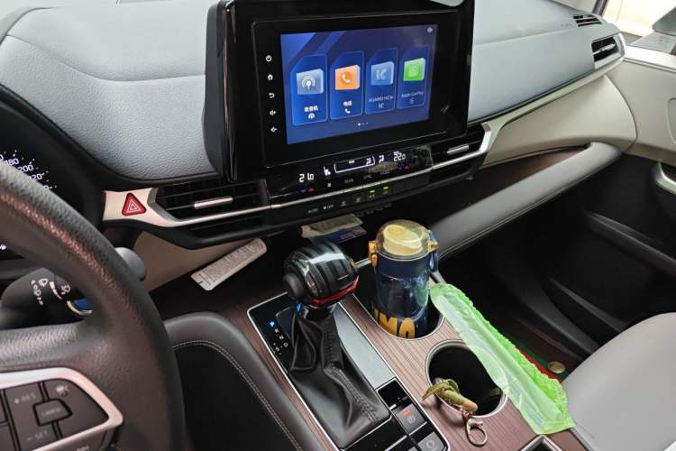 Used Toyota Granvia 2023 2.5L Hybrid Comfort Edition Audio And AC Panel