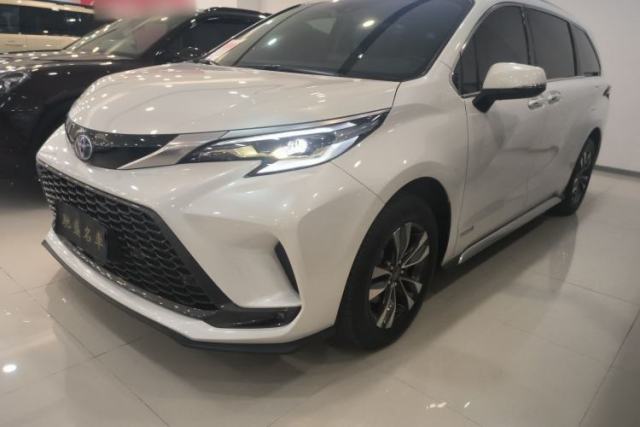 Used Toyota Granvia 2023 2.5L Hybrid Luxury Edition