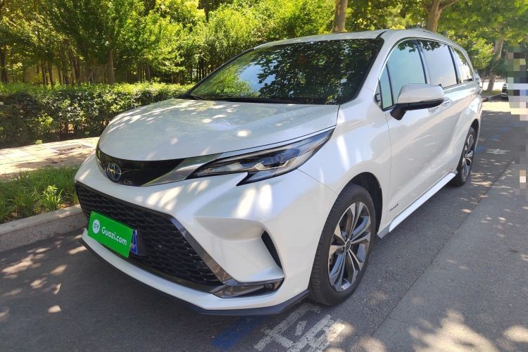 Used Toyota Granvia 2023 2.5L Hybrid Luxury Edition Guazi used car, China used car export, Used car for sale, Used  cars, Cheapest cars for sale