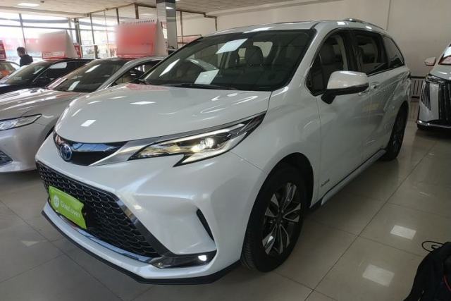 Used Toyota Granvia 2023 2.5L Hybrid Luxury Edition