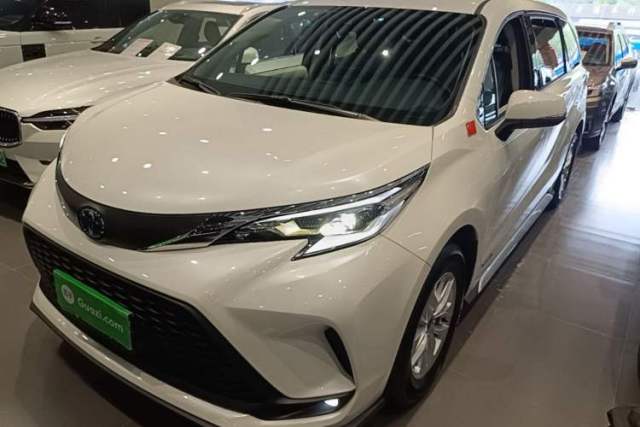 Used Toyota Granvia 2023 2.5L Hybrid Comfort Edition