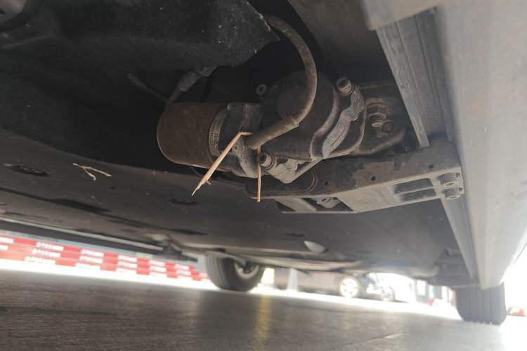 Used Toyota Granvia 2023 2.5L Hybrid Comfort Edition Chassis Front Left