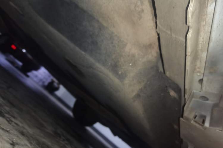 Used Toyota Granvia 2023 2.5L Hybrid Comfort Edition Chassis Front Left