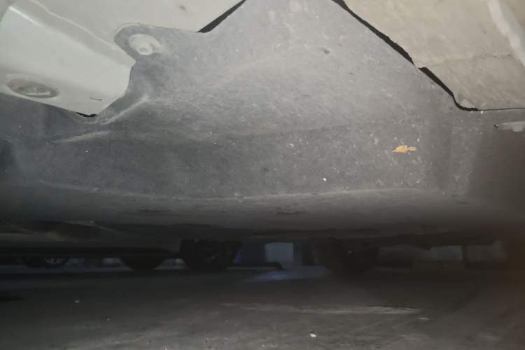 Used Toyota Granvia 2023 2.5L Hybrid Prestige PLUS Edition Chassis Front Left