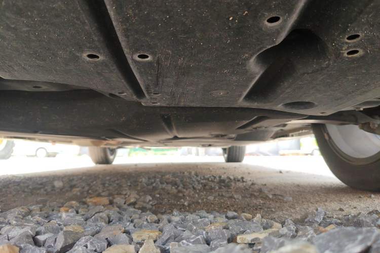 Used Toyota Granvia 2023 2.5L Hybrid Prestige PLUS Edition Chassis Front