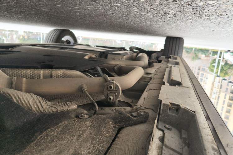 Used Toyota Granvia 2023 2.5L Hybrid Prestige PLUS Edition Chassis Front Right