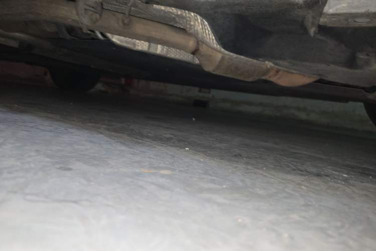 Used Toyota Granvia 2023 2.5L Hybrid Prestige VIP Edition Chassis Front Right