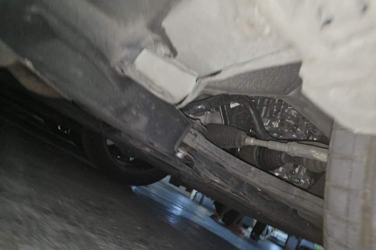 Used Toyota Granvia 2023 2.5L Hybrid Prestige PLUS Edition Chassis Front Right