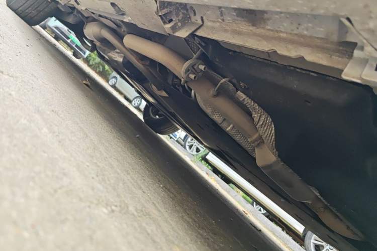 Used Toyota Granvia 2023 2.5L Hybrid Comfort Edition Chassis Front Right